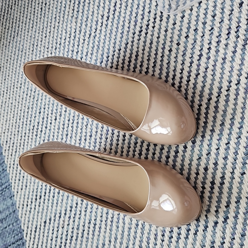 Wedge heels